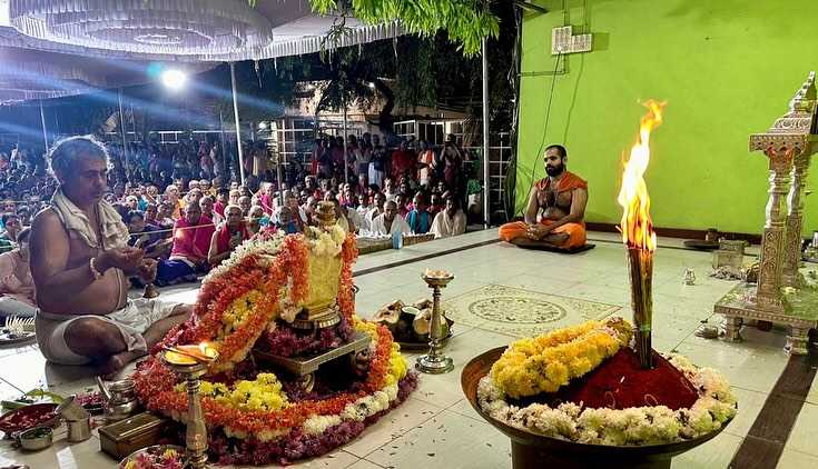 Special pooja of Sri Bhootharaja at Bellary residence of Sri Jambukhandi Vaadiraja Acharya